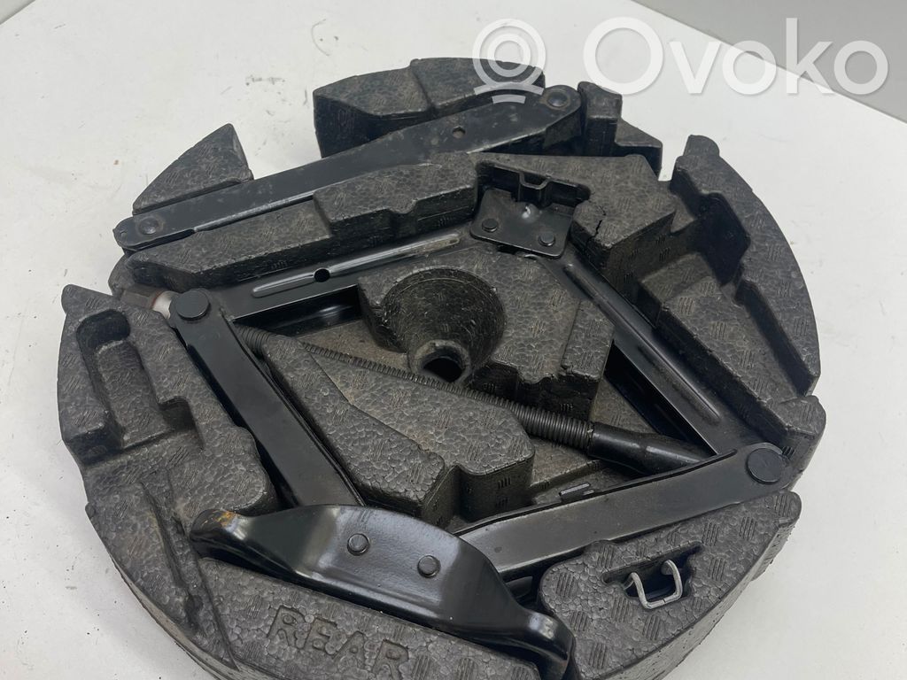 Opel Insignia A Tool set 