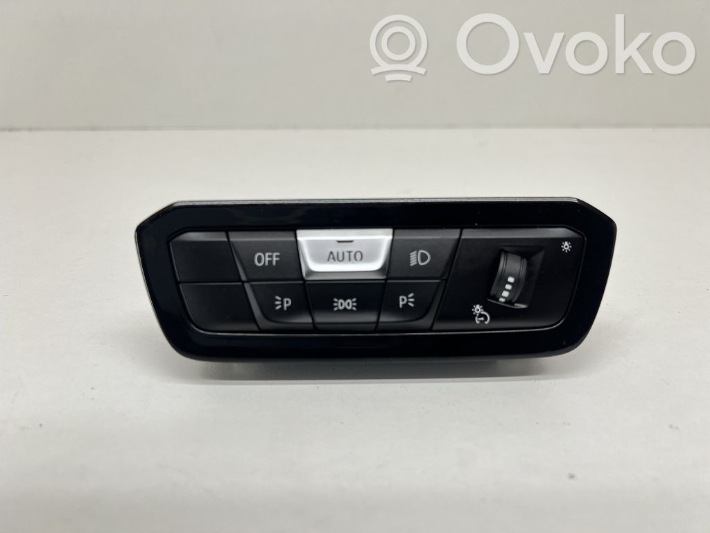 BMW M4 G82 G83 Light switch 