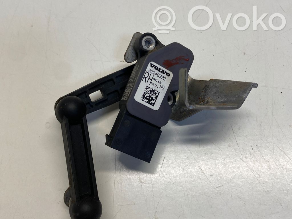 Headlight/headlamp level sensor   32246992,18211,A426S