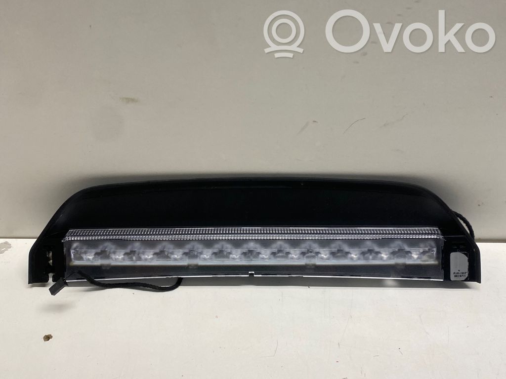 Volvo S60 Trzecie światło stop 