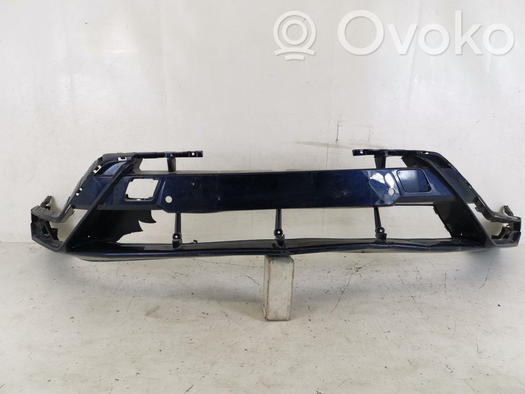 Lamborghini Urus Front bumper lower grill 
