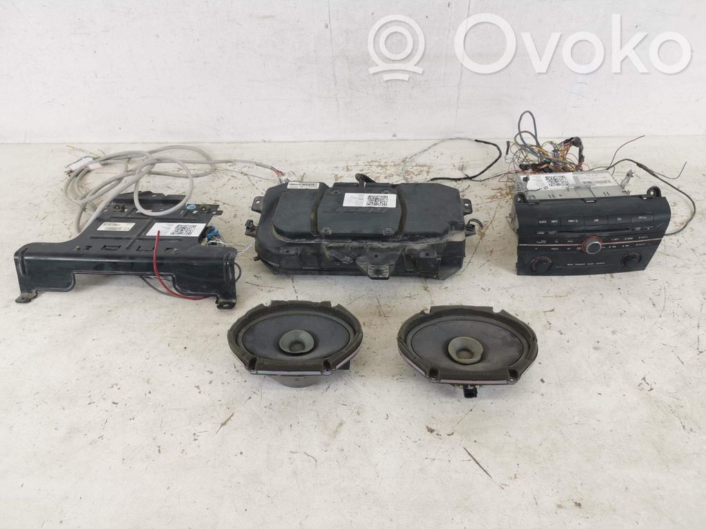 Mazda 3 I Kit del sistema de audio 