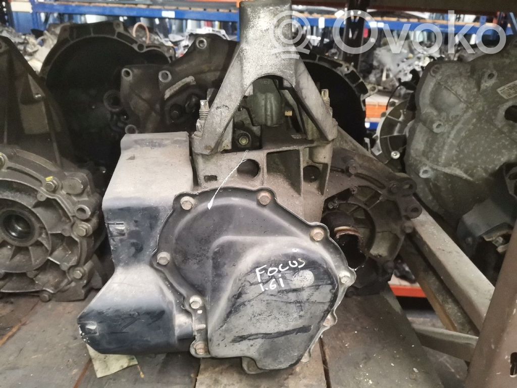 5 Gang Schaltgetriebe   XS4R7002AD
