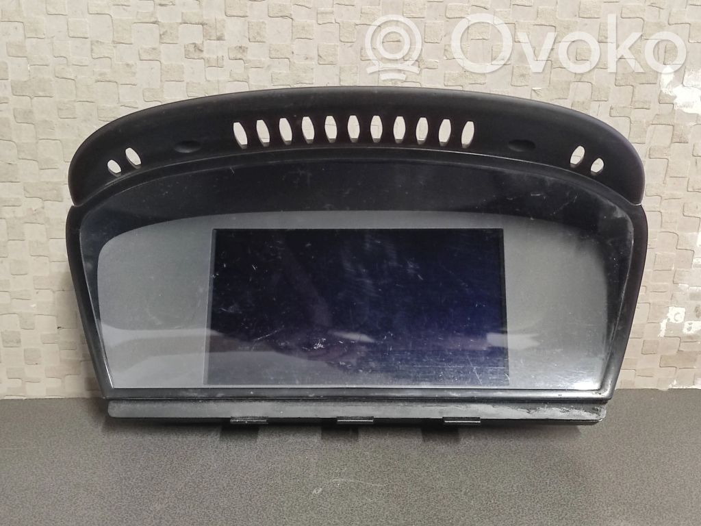 Screen/display/small screen   9141807,9145104