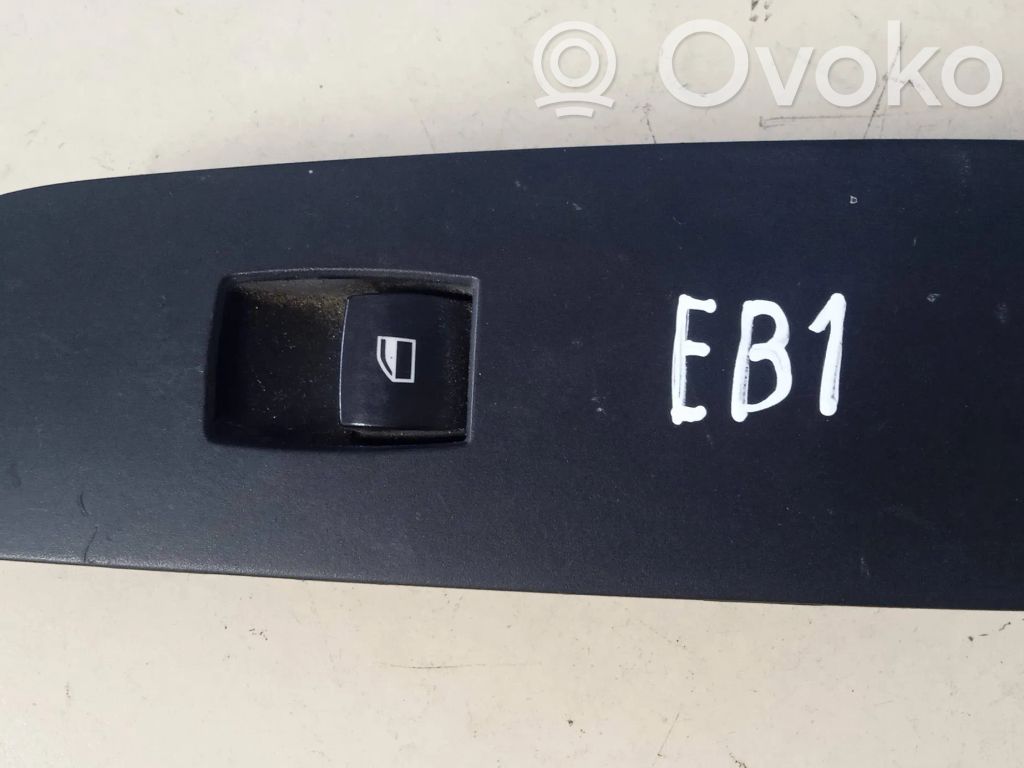 BMW 1 E81 E87 Electric window control switch 