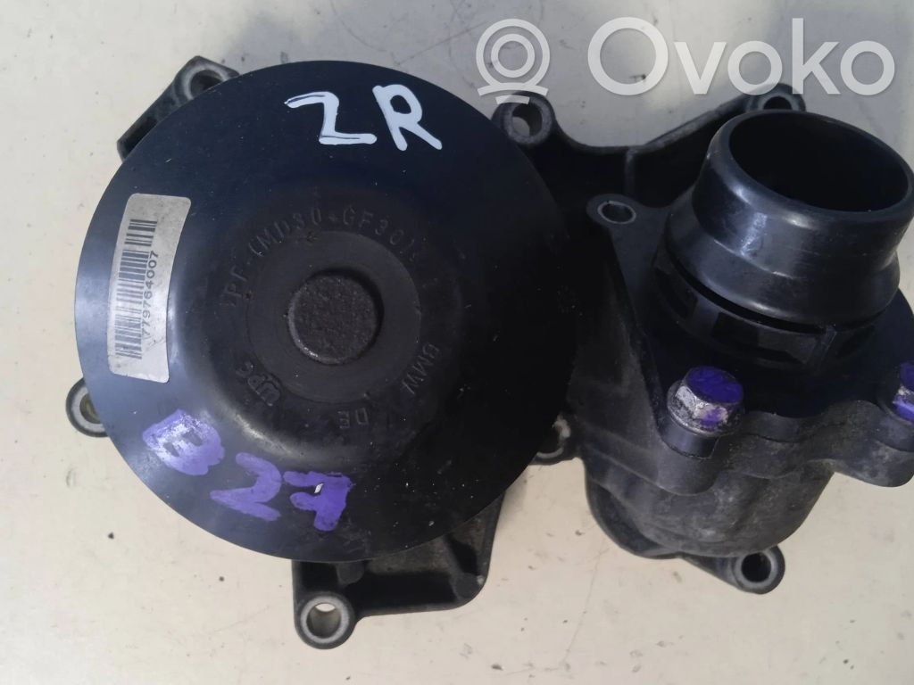 BMW 1 E81 E87 Water pump 