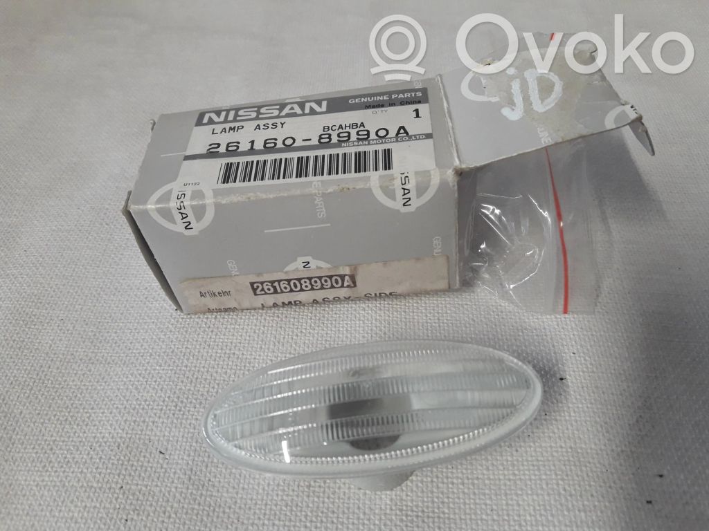 Nissan Juke I F15 Seitenblinker 