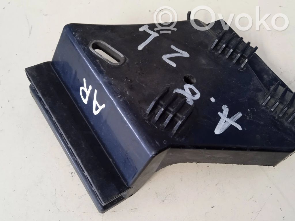 Audi A8 S8 D2 4D Rear bumper mounting bracket 