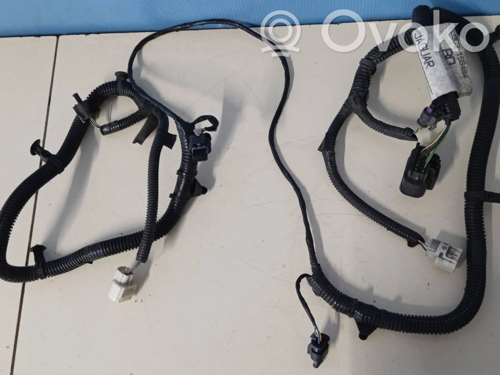 Cableado del sensor de aparcamiento (PDC)   J9C315B484