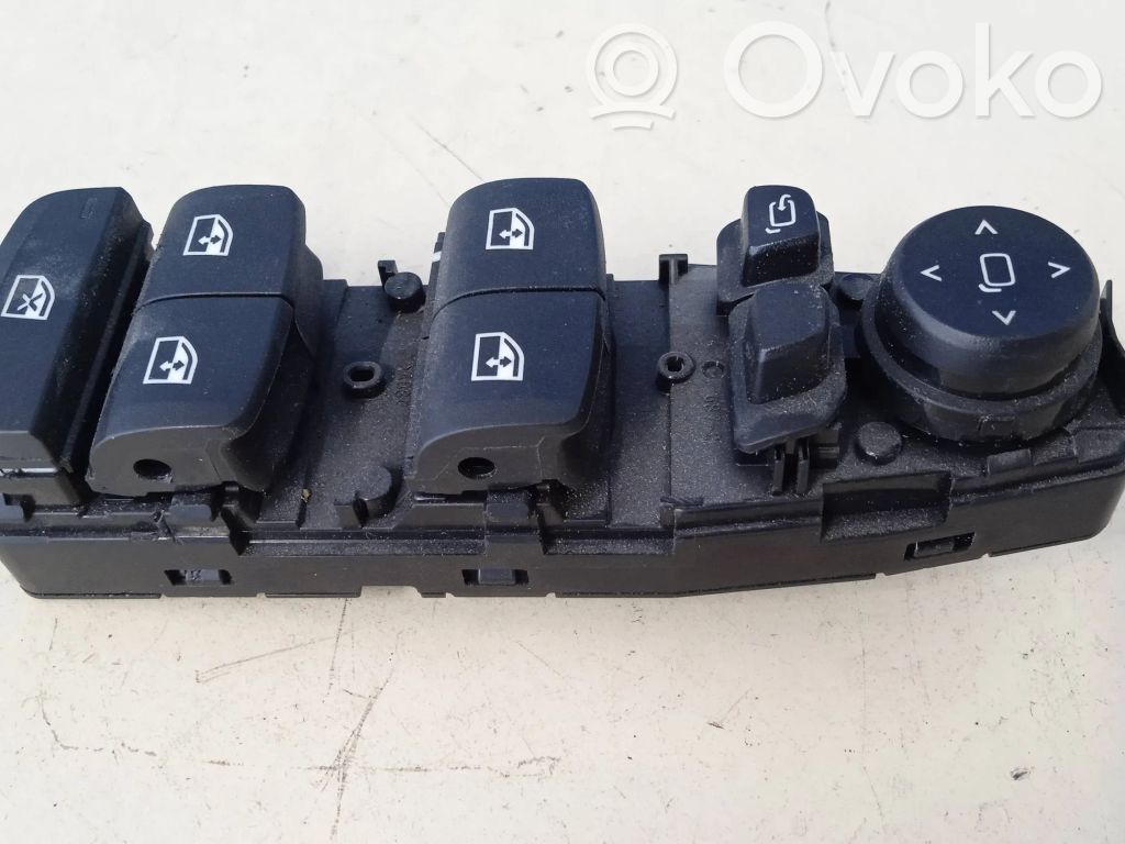 BMW 3 G20 G21 Electric window control switch 