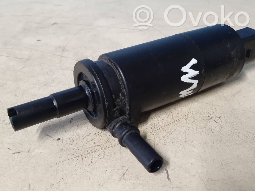 Volvo S80 Windscreen/windshield washer pump 