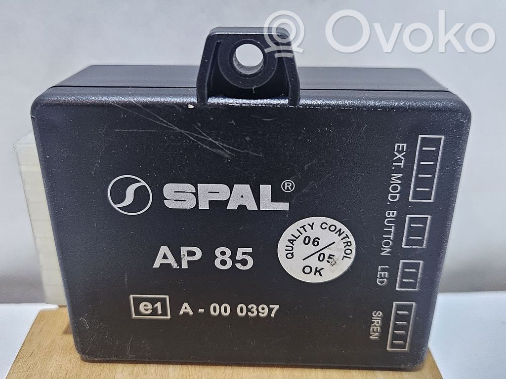 Nissan Juke I F15 Alarm control unit/module 