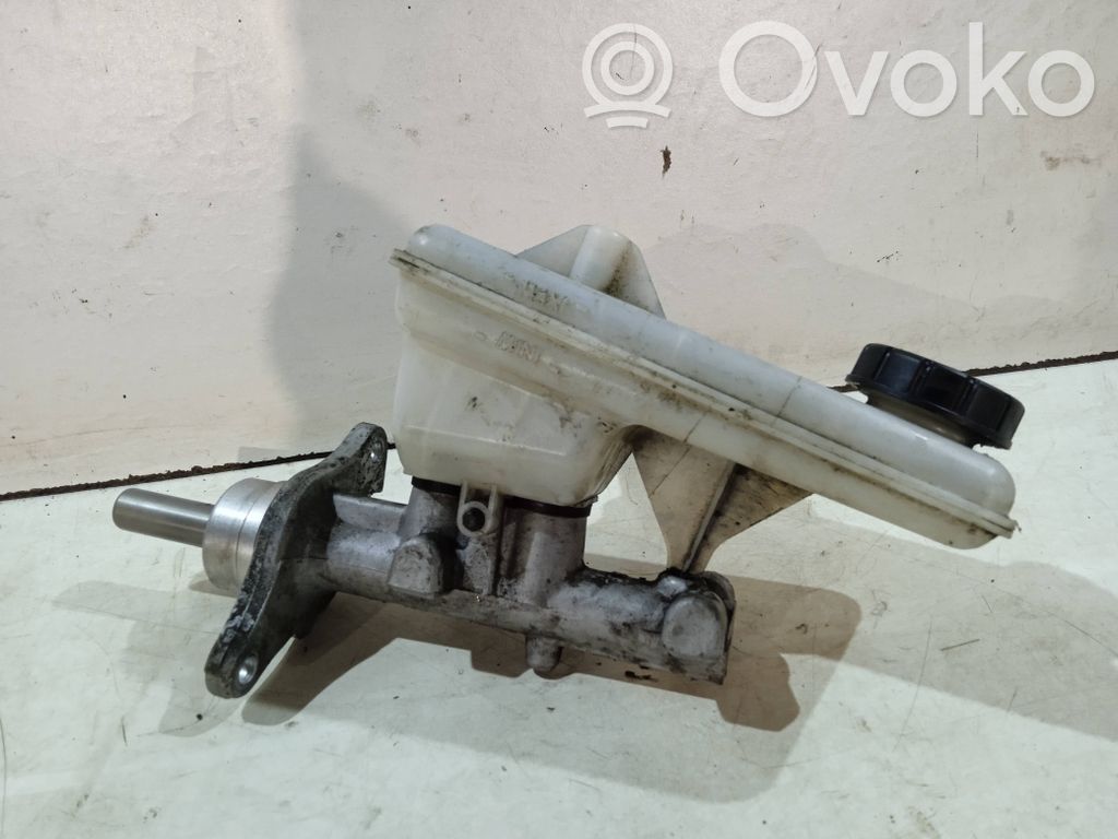 Opel Vivaro Pääjarrusylinteri 