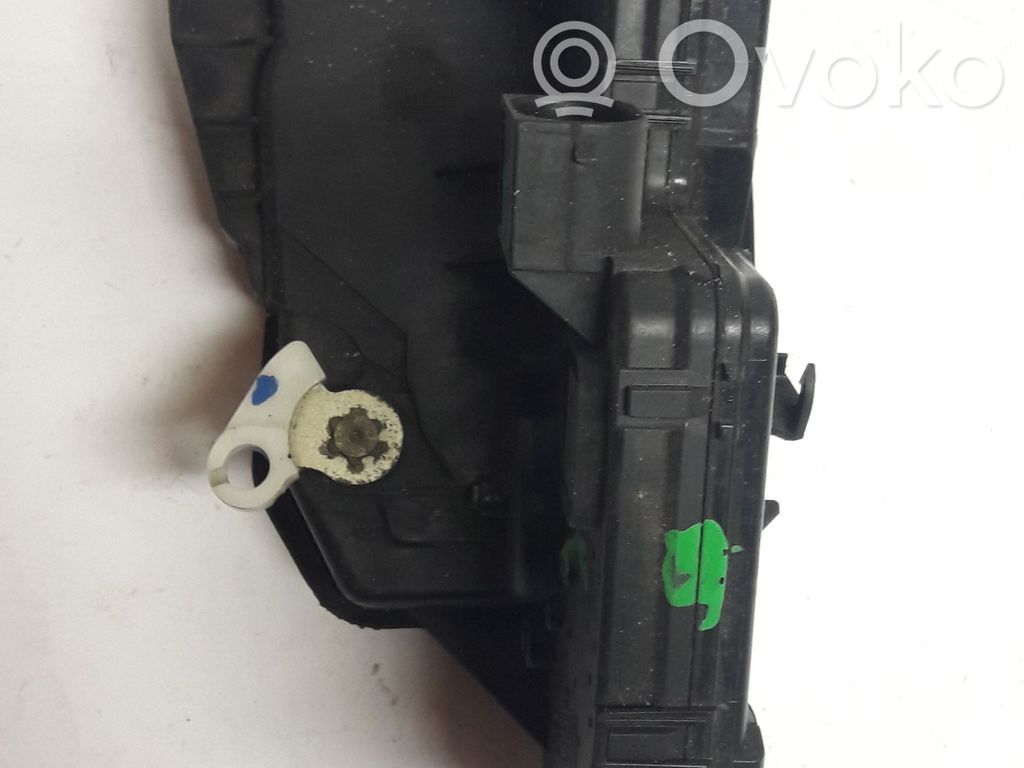 BMW 3 E46 Front door lock 