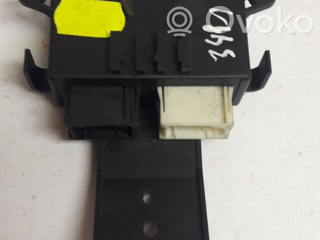 BMW 3 E46 Wing mirror control module 