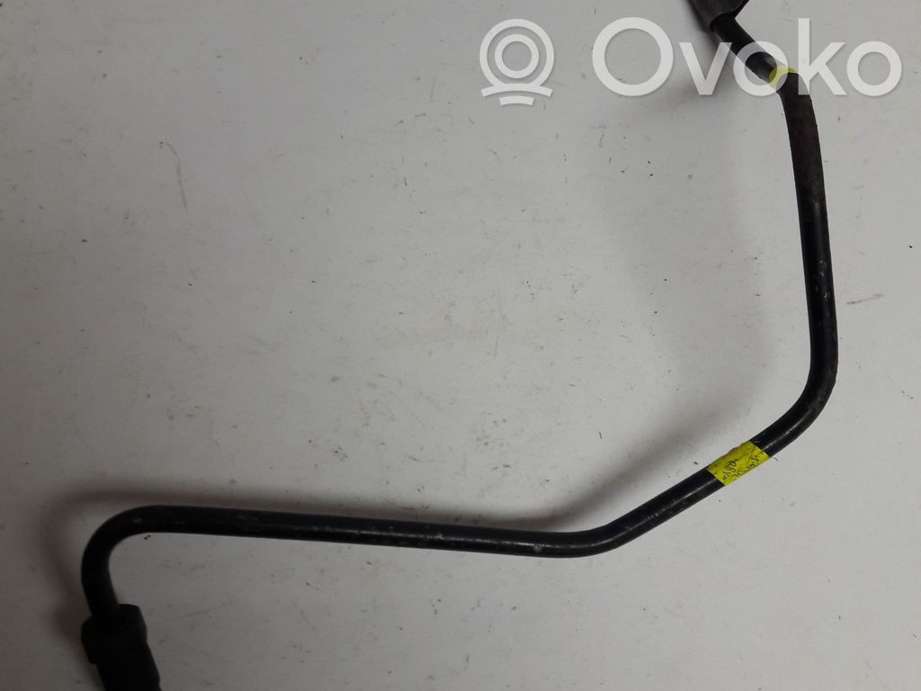 Renault Megane II Turbo turbocharger oiling pipe/hose 