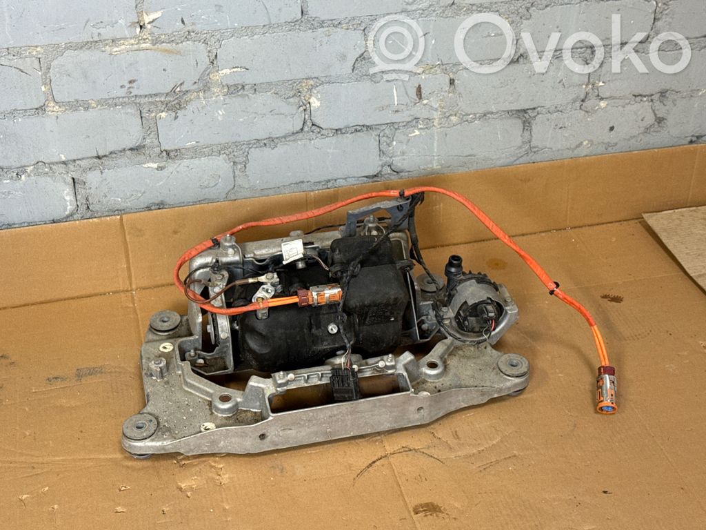 BMW i4 Air conditioning (A/C) compressor (pump) 