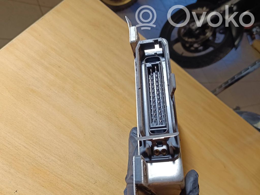 BMW 5 E34 Engine control unit/module 