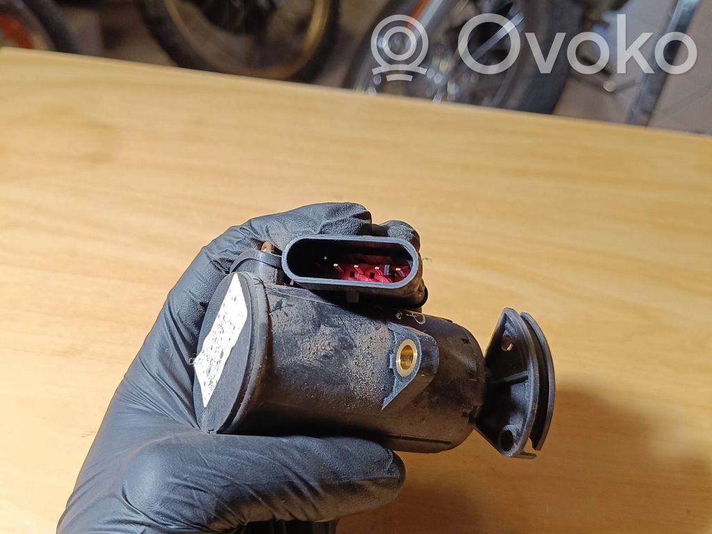 Nissan Almera Accelerator throttle pedal 