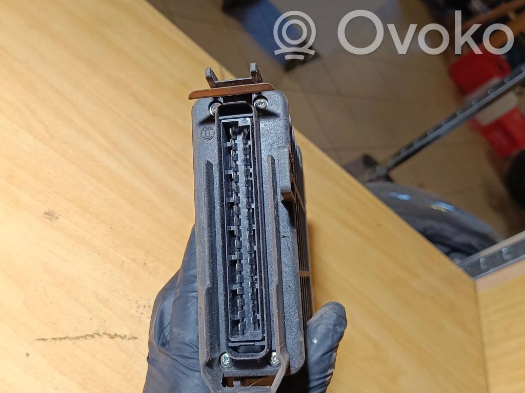 Audi 80 90 B3 Engine control unit/module 