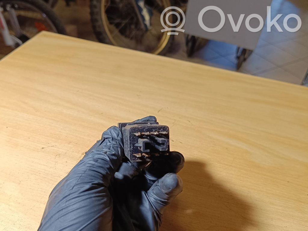 Saab 9000 CS Fog light switch 
