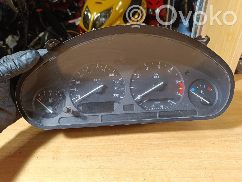 BMW 3 E46 Speedometer (instrument cluster) 