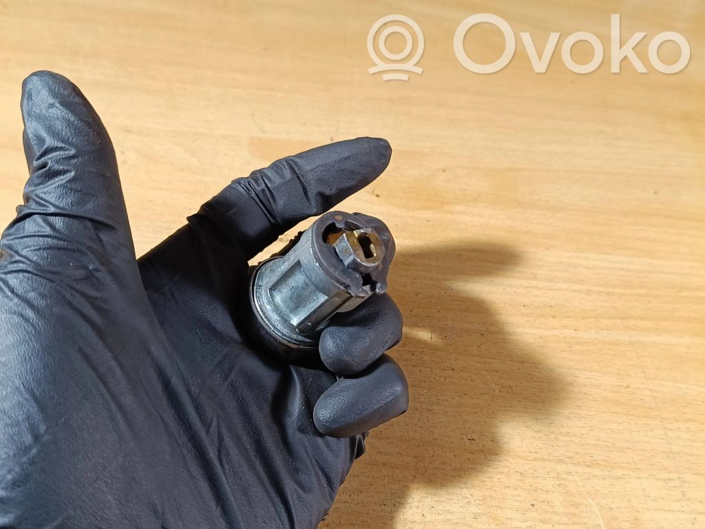 Ford Mondeo MK I Ignition lock 