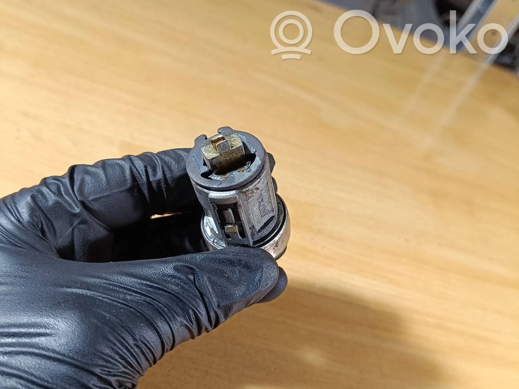 Ford Mondeo MK I Ignition lock 