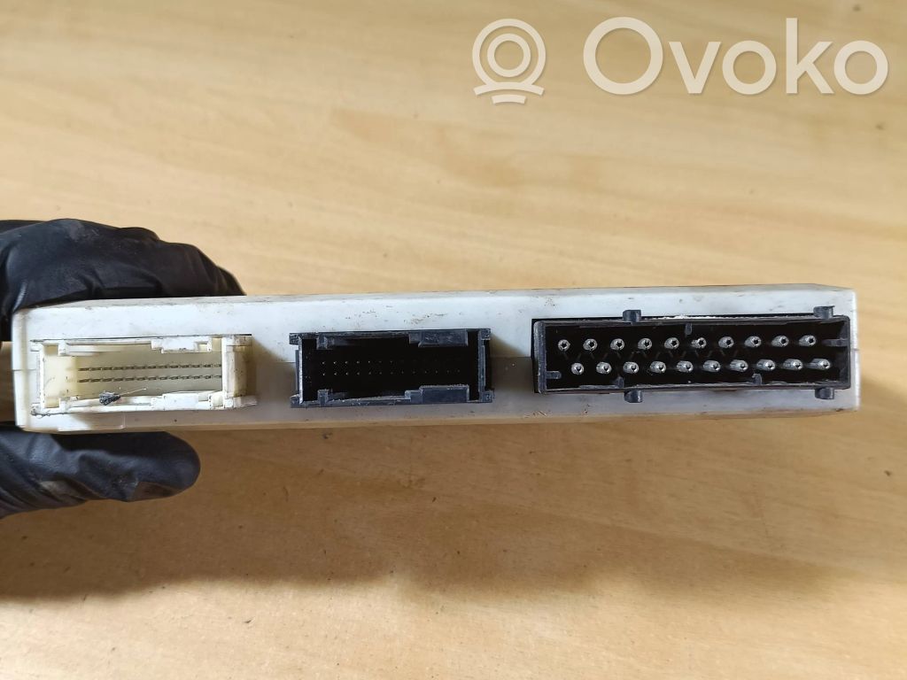 BMW 5 E39 Komforto modulis 