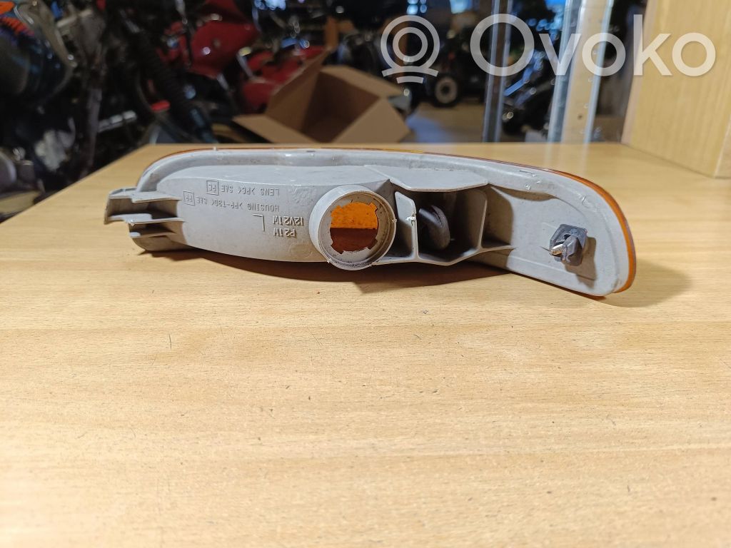 Toyota Corolla E90 Front indicator light 