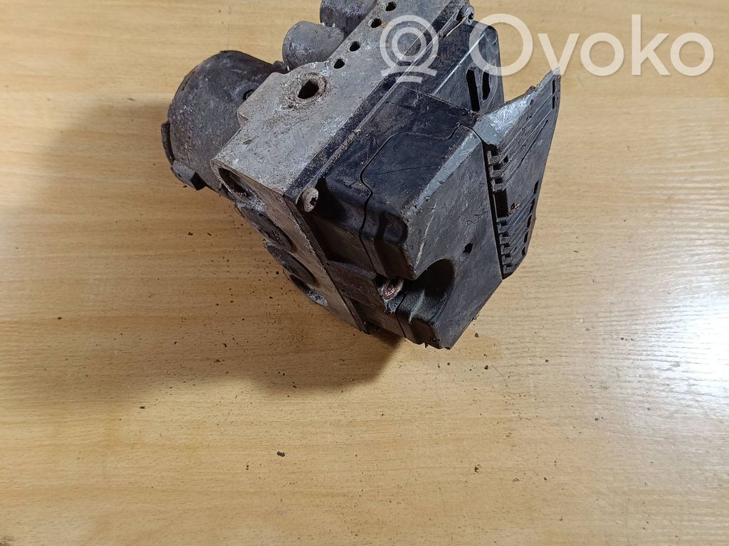 ABS-pumppu   8D0614111