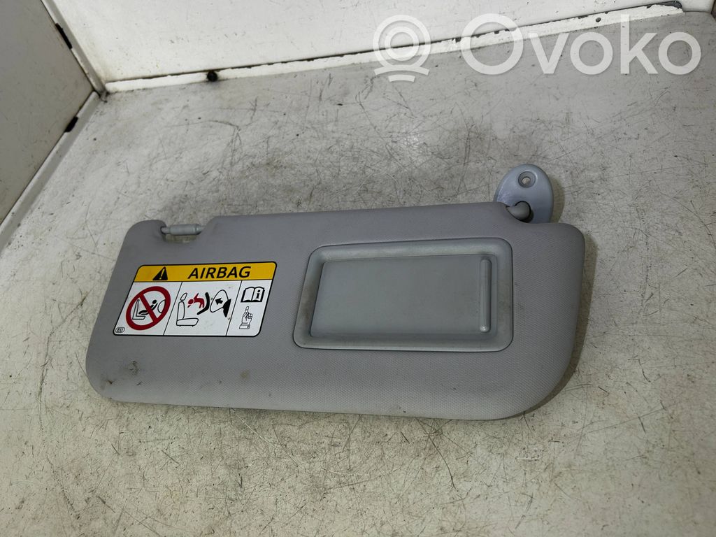 Toyota Prius (XW50) Pare-soleil 