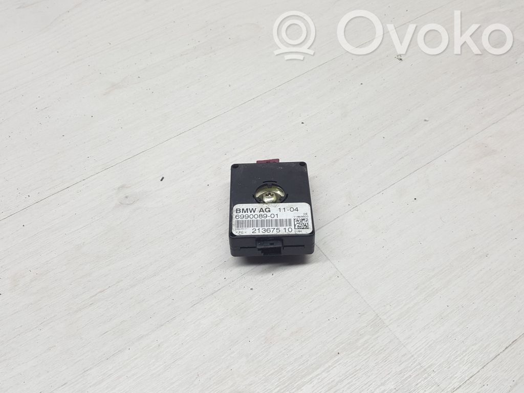 BMW X3 E83 Antenos stiprintuvas 