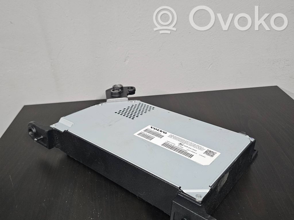 Volvo XC90 Garso stiprintuvas 