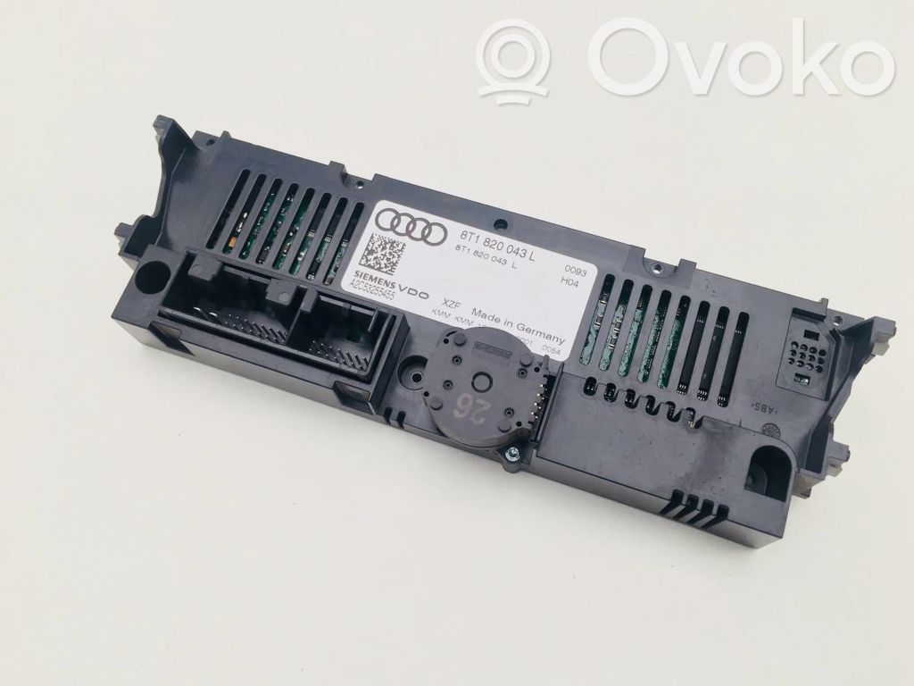 Audi A5 8T 8F Climate control unit 