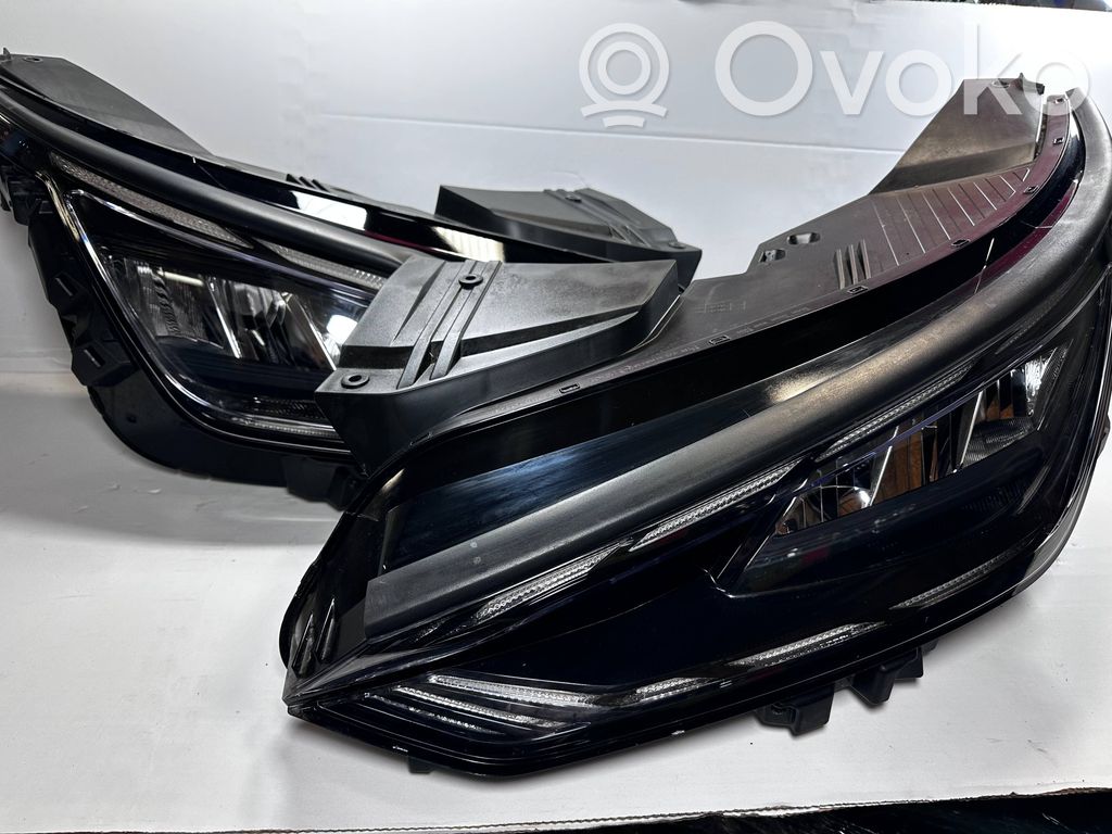 Headlights/headlamps set
