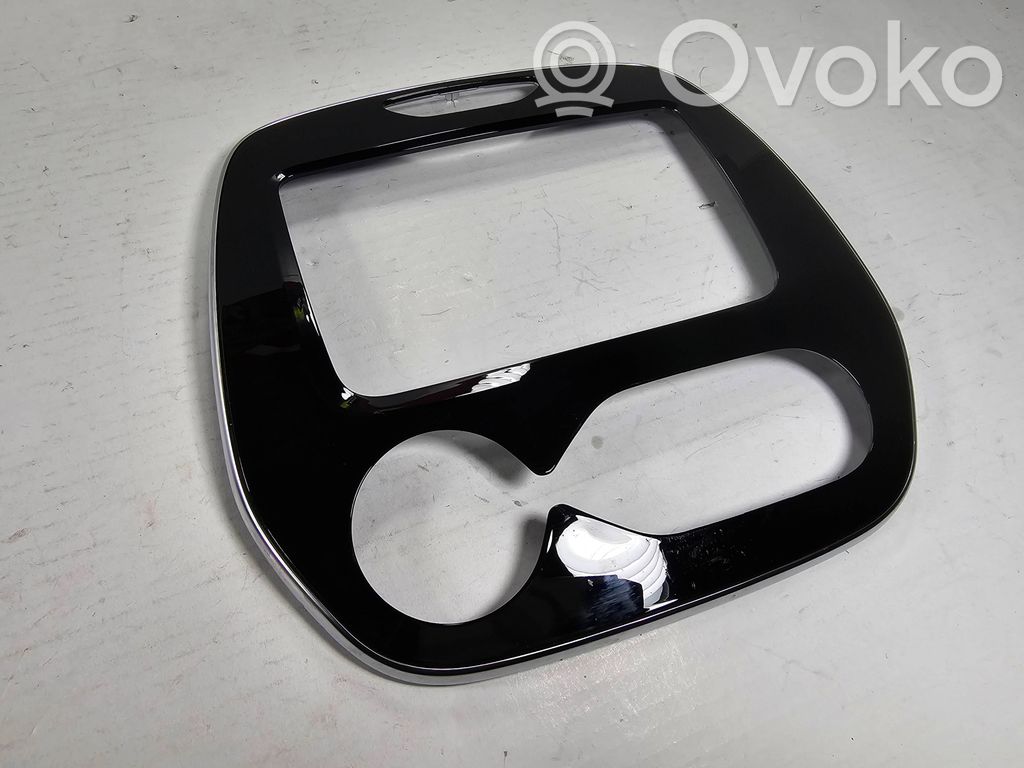 Renault Captur Panel trim 