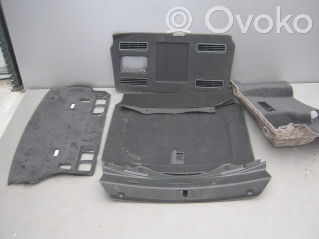 Audi A8 S8 D4 4H Lampy tylnej klapy bagażnika 