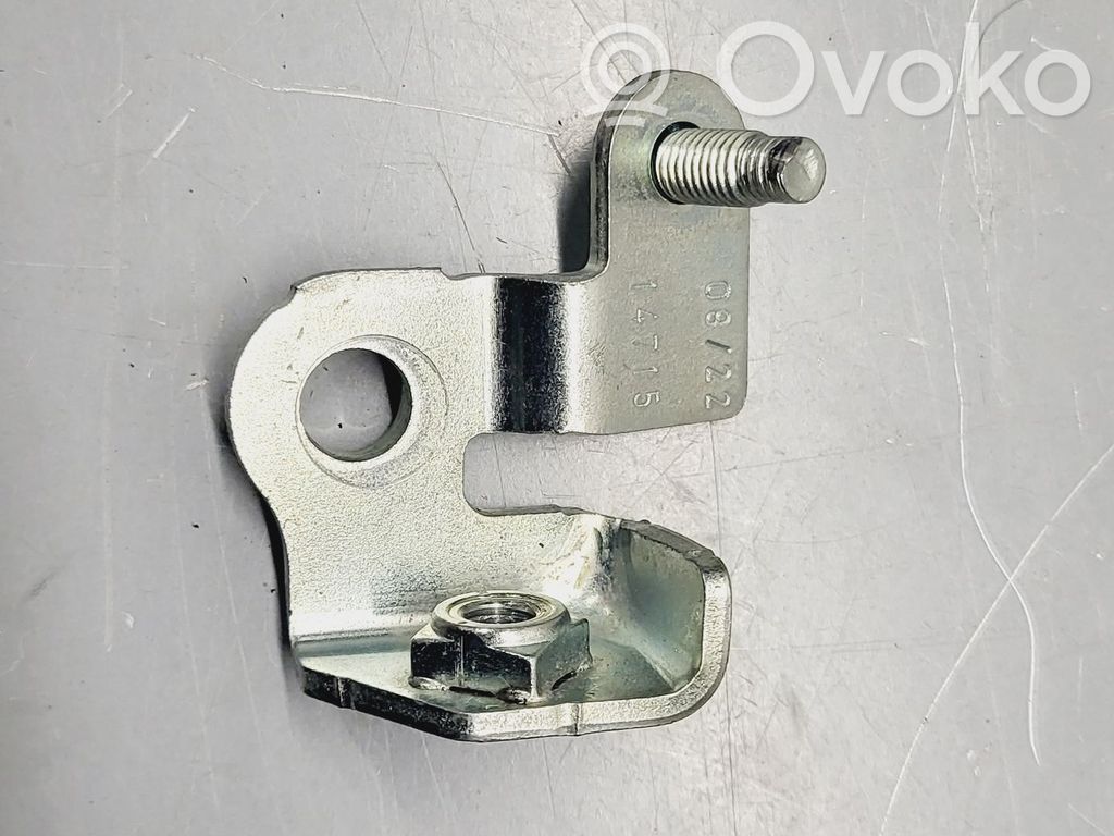 Renault Arkana Kita variklio skyriaus detalė 