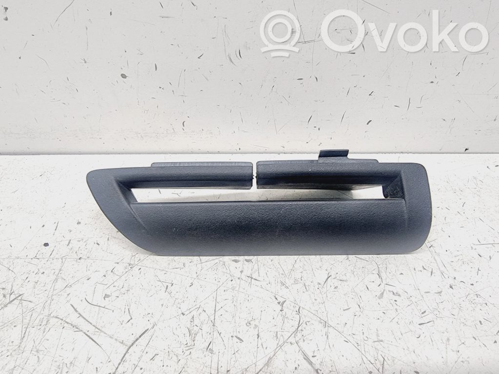 Citroen C5 Moldura del cinturón 