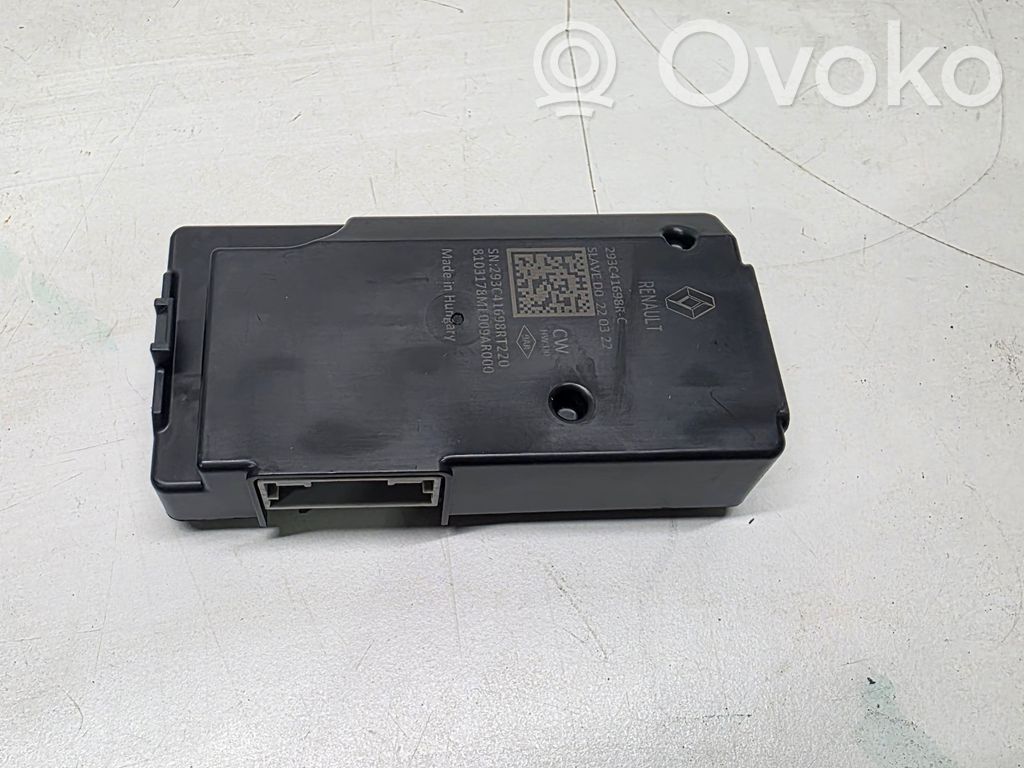 Renault Arkana Unidad de control de la batería 
