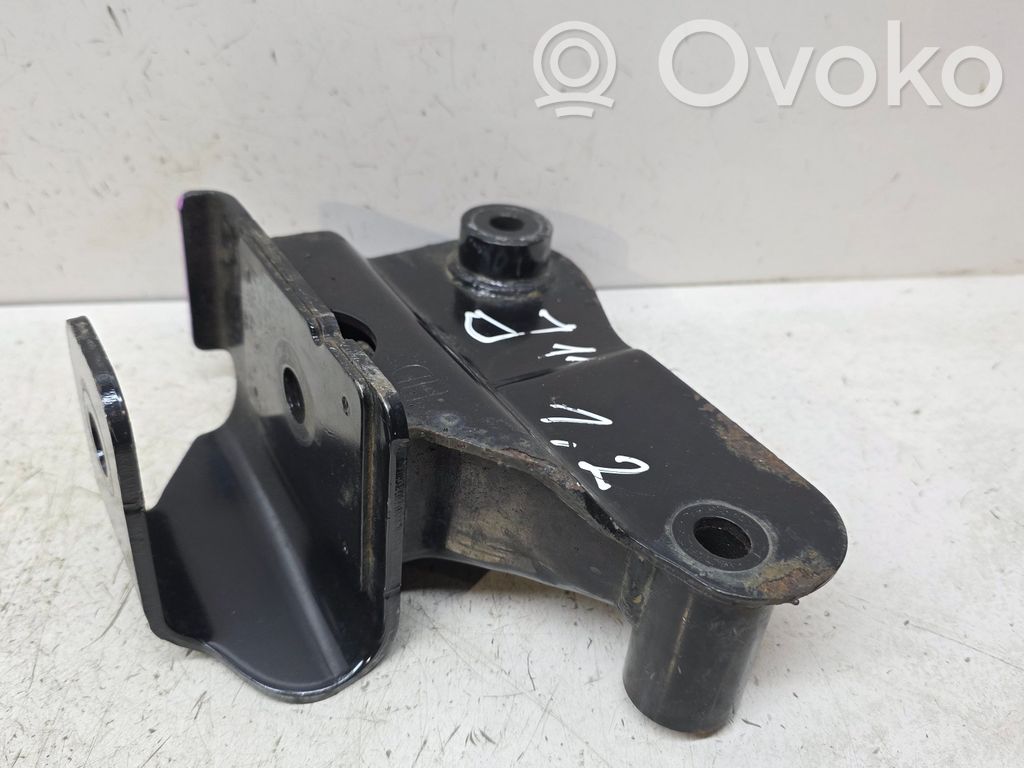 Nissan Qashqai Gearbox mounting bracket 