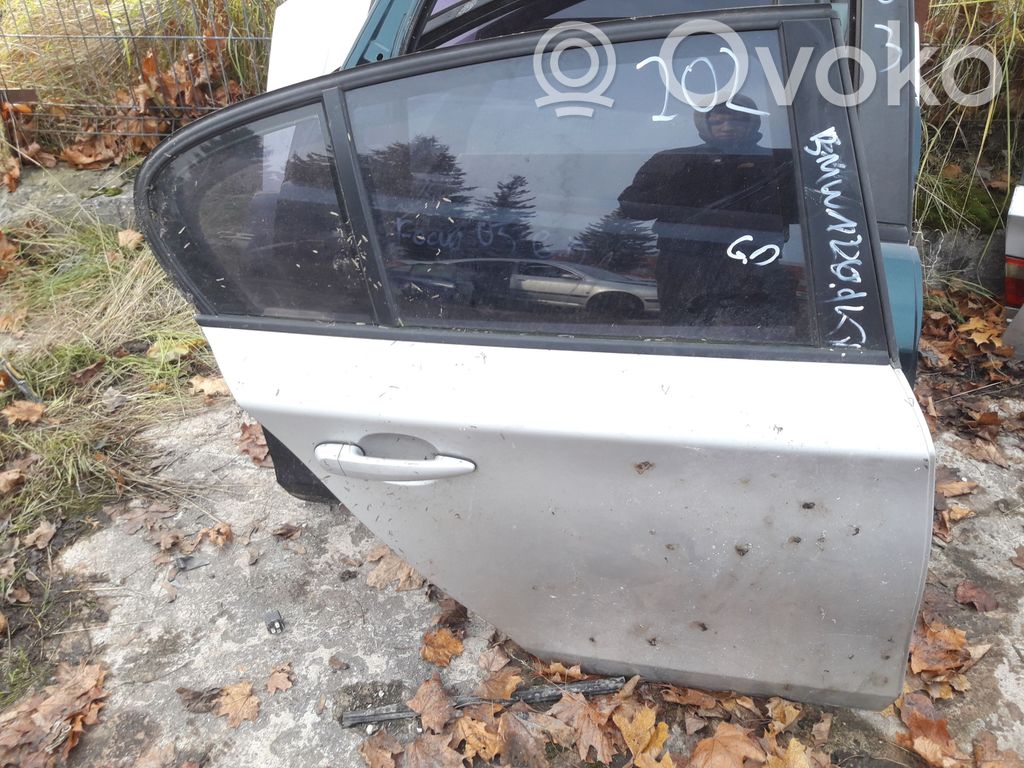 Rear door