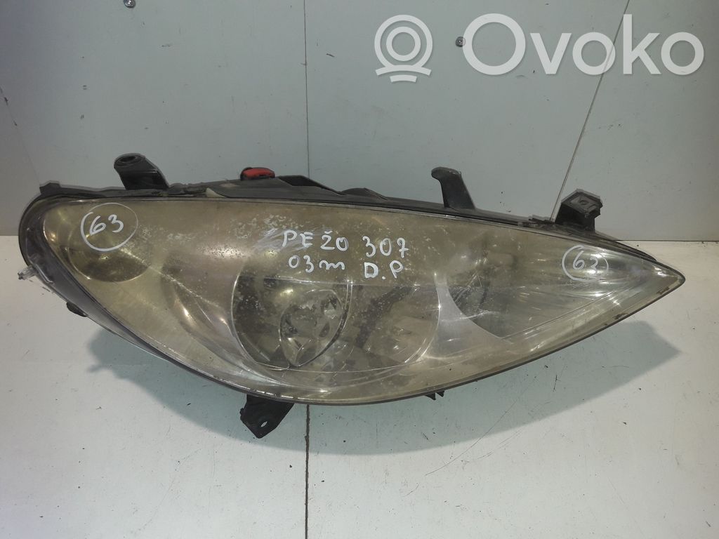 Peugeot 307 Lampa przednia 