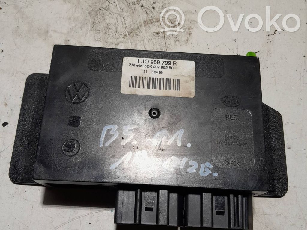 Volkswagen PASSAT B5 Comfort/convenience module 