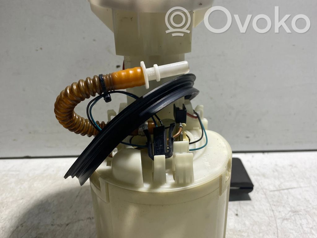 BMW 3 E46 Bomba interna de combustible 