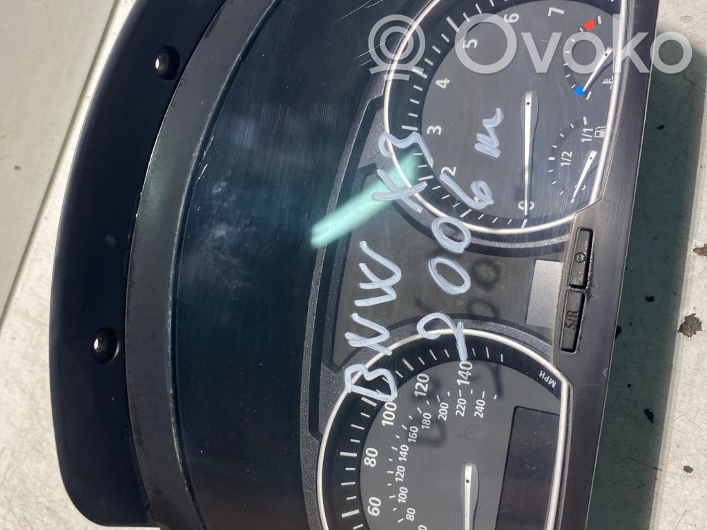 BMW X3 E83 Speedometer (instrument cluster) 