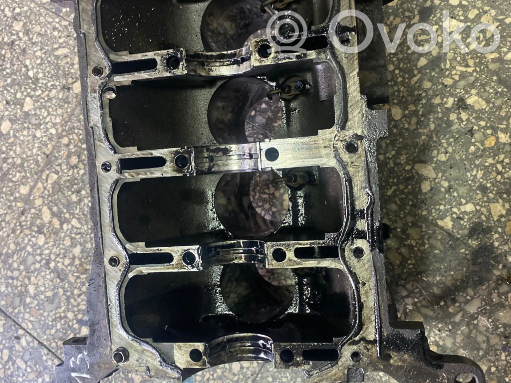 Opel Corsa C Blokas 