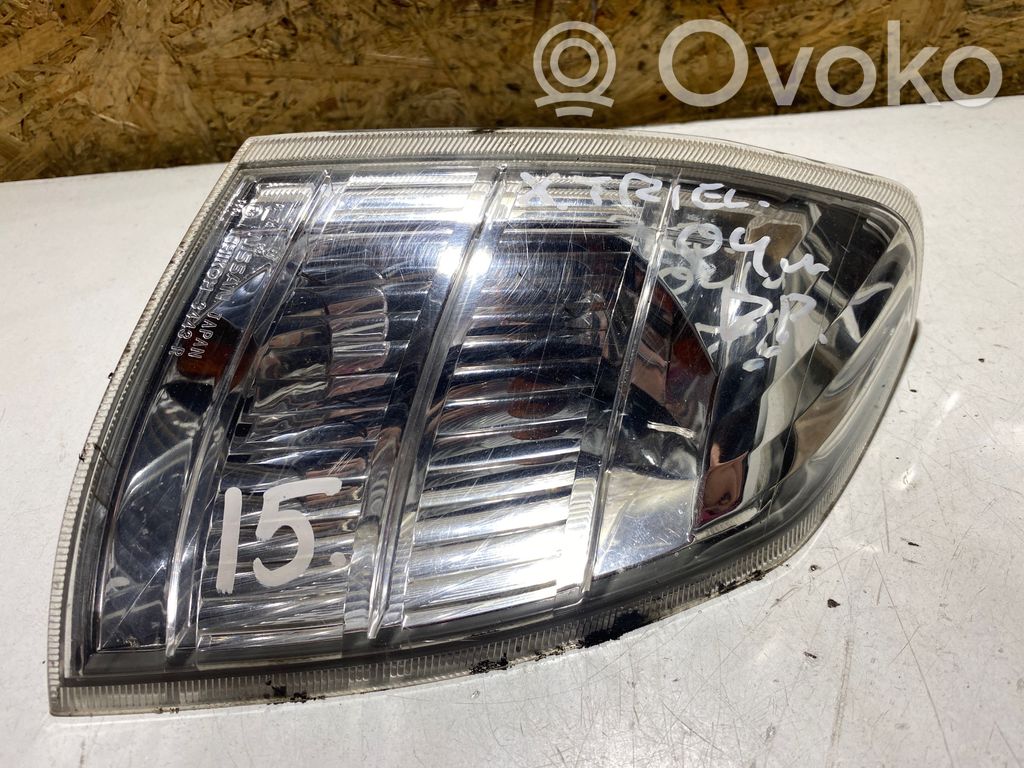 Nissan X-Trail T30 Front indicator light 