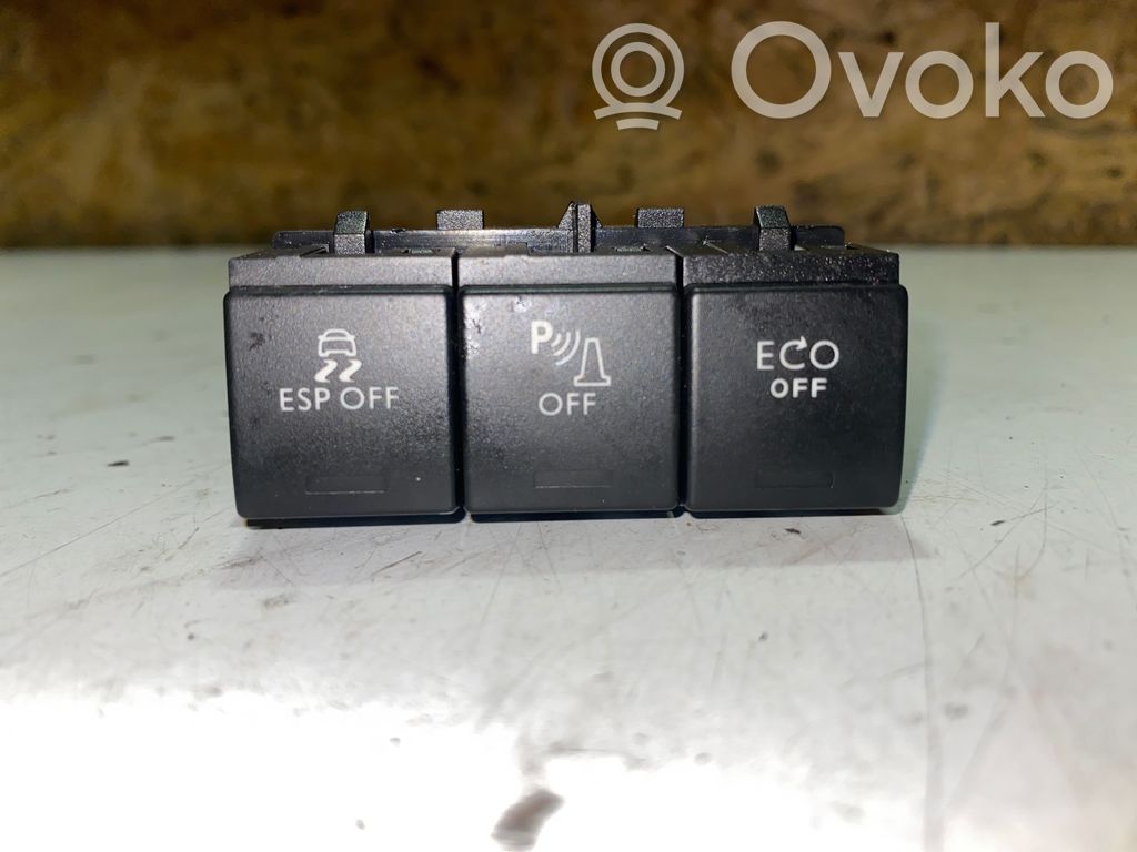 Peugeot 508 A set of switches 